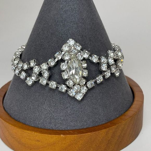 Vintage 1950’s Old Hollywood Clear Prong Set Rhinestone Line Bracelet W/ Marquis - Picture 8 of 10